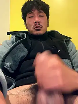 juniiorre online show from March 15, 1:17 pm