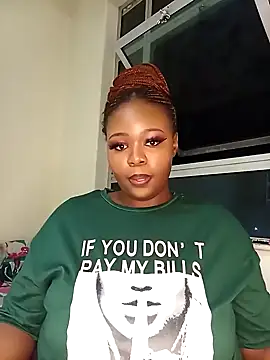 Snapshot of Aaaliyah445 chatting on December 2, 9:06 pm Aaaliyah445 online show from December 2, 9:06 pm