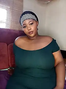 Snapshot of Aaaliyah445 chatting on January 2, 7:23 am Aaaliyah445 online show from January 2, 7:23 am