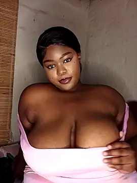 Snapshot of Aaaliyah445 chatting on January 29, 8:25 pm Aaaliyah445 online show from January 29, 8:25 pm