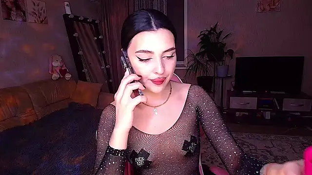   Malika   online show from February 6, 3:59 pm