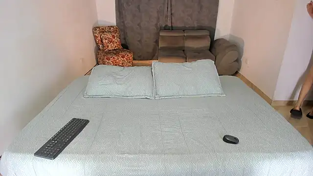 Fairycandyx online show from March 11, 6:00 am