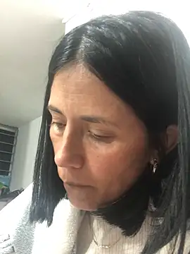 Snapshot of sharoon_cheerry chatting on February 25, 1:09 am sharoon cheerry online show from February 25, 1:09 am