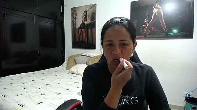 sharoon cheerry online show from February 21, 1:23 pm