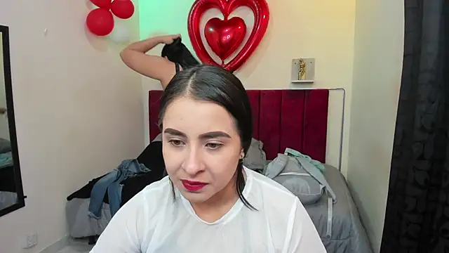 Snapshot of Afrodita-hott chatting on February 18, 12:17 pm Afrodita-hott online show from February 18, 12:17 pm