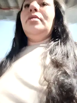 Amanda-Cruz online show from December 6, 9:10 am