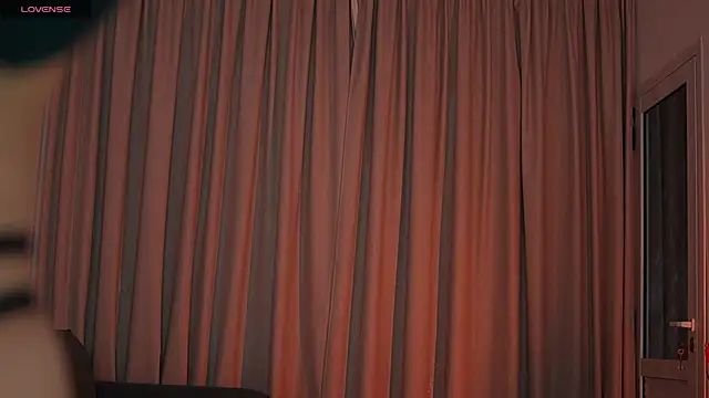 Alison Miller9 online show from December 18, 11:05 am