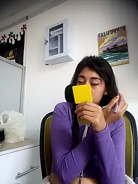 Scarlet wd18 online show from March 18, 8:37 pm