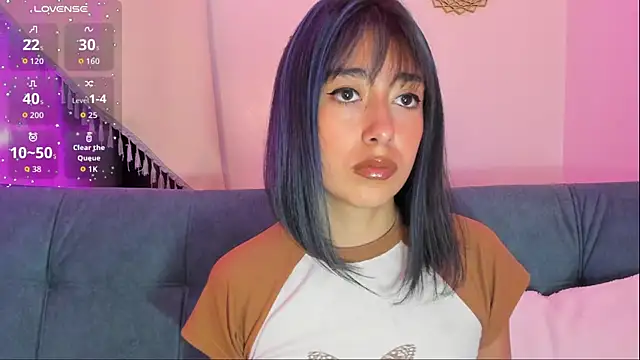 Snapshot of Scarlet_wd18 chatting on November 20, 8:52 pm Scarlet wd18 online show from November 20, 8:52 pm