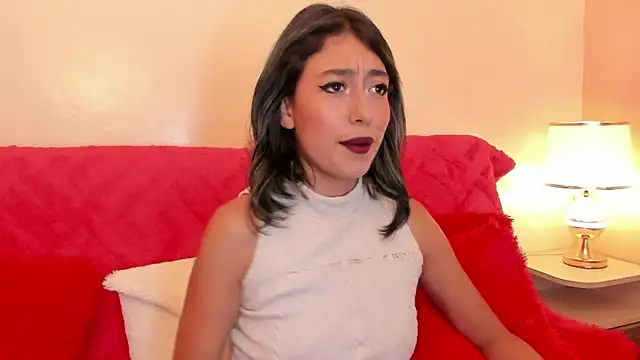 Snapshot of Scarlet_wd18 chatting on January 12, 11:54 pm Scarlet wd18 online show from January 12, 11:54 pm