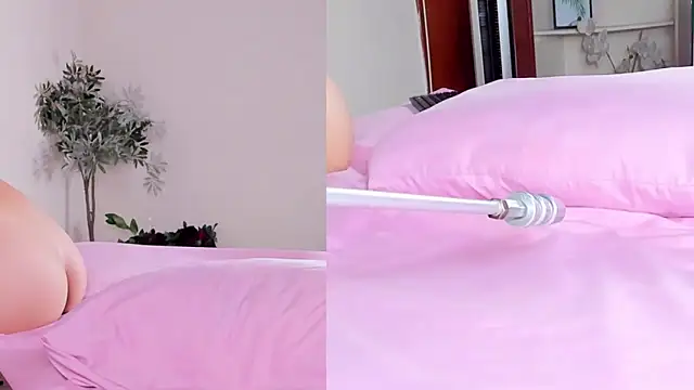 Snapshot of Sweet_Susie_ chatting on February 21, 8:49 pm Sweet Susie online show from February 21, 8:49 pm