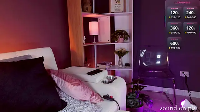 kitty pruu online show from March 15, 1:52 am