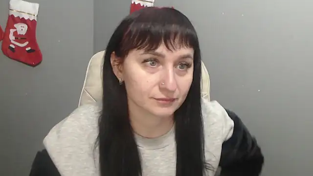 NinaFlawlees online show from January 8, 1:02 pm