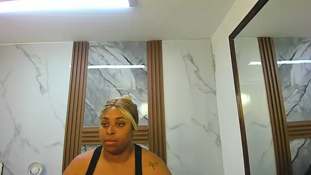 Snapshot of HannyMansonh chatting on February 26, 2:48 am HannyMansonh online show from February 26, 2:48 am