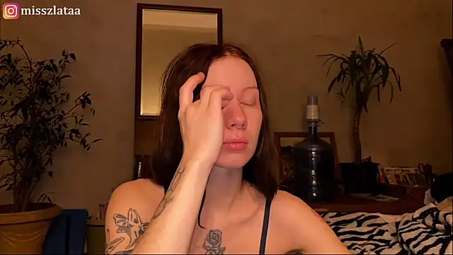 Snapshot of elfess chatting on November 17, 5:35 am elfess online show from November 17, 5:35 am