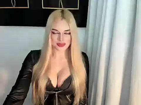 Snapshot of hotstellacumxxx chatting on October 11, 8:51 pm hotstellacumxxx online show from October 11, 8:51 pm