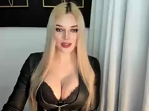 Snapshot of hotstellacumxxx chatting on October 25, 5:04 am hotstellacumxxx online show from October 25, 5:04 am