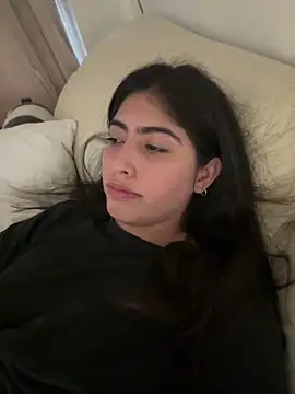 Gaby zahir  online show from October 12, 4:06 pm