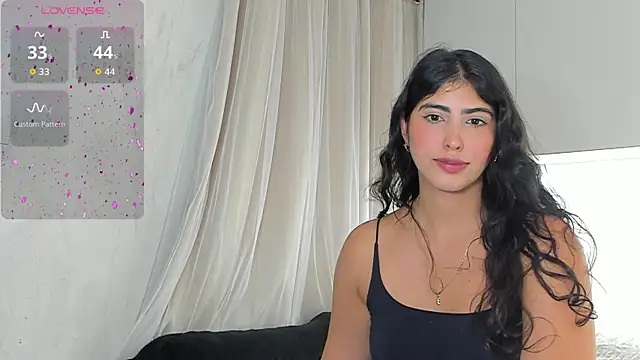 Gaby zahir  online show from May 7, 3:23 am