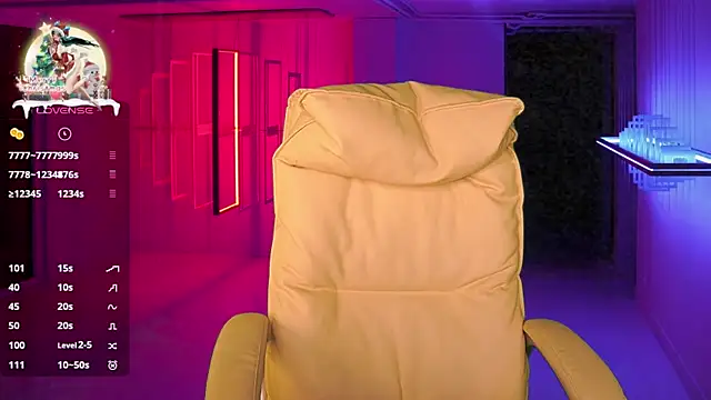 Snapshot of PenellopaRaw chatting on January 10, 2:45 pm PenellopaRaw online show from January 10, 2:45 pm