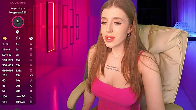 Snapshot of PenellopaRaw chatting on January 18, 9:24 pm PenellopaRaw online show from January 18, 9:24 pm