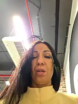 LeticiaWoods online show from January 12, 4:23 pm