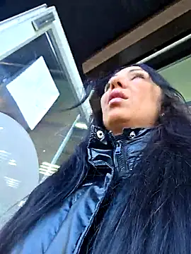 LeticiaWoods online show from March 20, 11:15 am