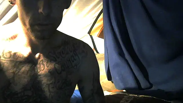 prettyboytatted69 online show from April 5, 8:50 pm