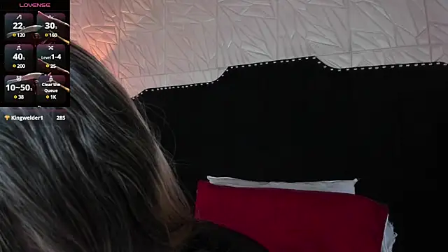 Snapshot of JennyRouse01 chatting on February 19, 3:05 pm JennyRouse01 online show from February 19, 3:05 pm