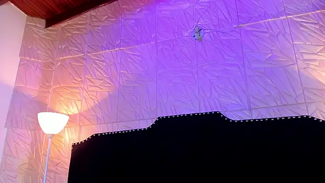 JennyRouse01 online show from April 2, 10:46 am