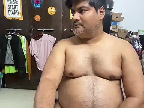 Snapshot of cuteankitv chatting on January 14, 5:13 am cuteankitv online show from January 14, 5:13 am