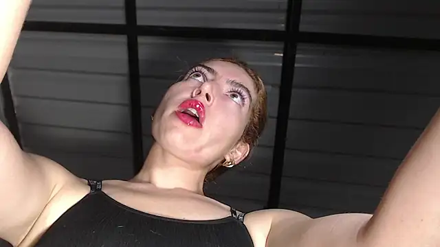 candylove05 online show from March 3, 4:35 pm