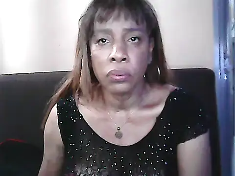 Snapshot of RoosePaarker chatting on February 21, 9:02 am RoosePaarker online show from February 21, 9:02 am