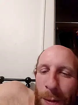 Snapshot of TaylorBlaze chatting on November 3, 8:43 pm TaylorBlaze online show from November 3, 8:43 pm