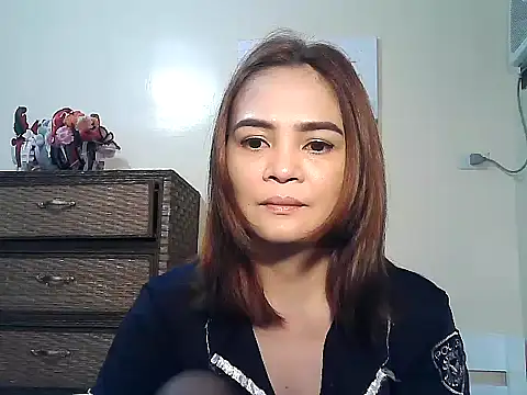 Snapshot of Kisses-13 chatting on September 18, 5:26 pm Kisses-13 online show from September 18, 5:26 pm