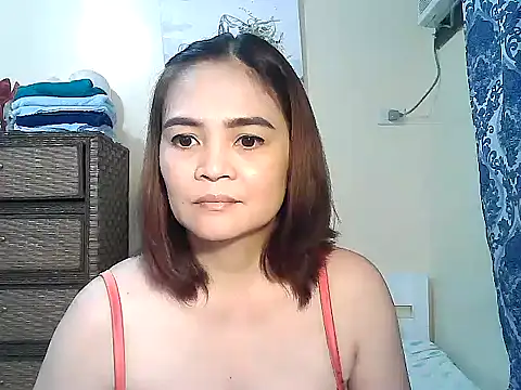 Kisses-13 online show from April 16, 1:23 pm