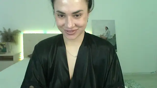 RoxannePure online show from March 26, 6:30 am