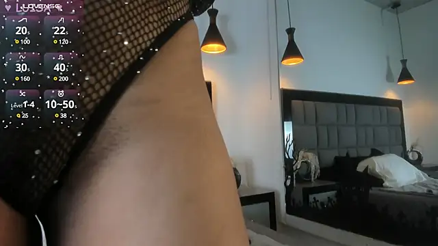 Naughty  Mom online show from January 16, 1:58 pm