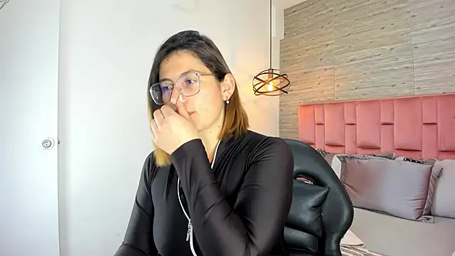 SarahDeyvis online show from October 21, 1:12 pm