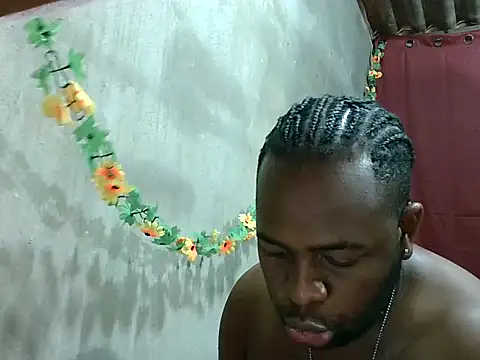 2ocmaxi online show from March 22, 3:26 pm