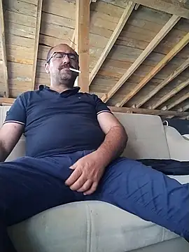 masculine bear daddy online show from May 31, 2:13 pm