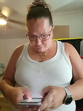 Snapshot of SexyNikki6969 chatting on June 22, 10:40 pm SexyNikki6969 online show from June 22, 10:40 pm