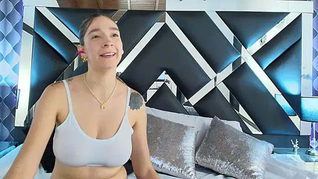 Snapshot of victoriaa_lee_ chatting on January 29, 7:00 pm victoriaa lee online show from January 29, 7:00 pm