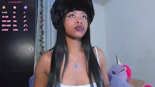 Snapshot of Mia_damm chatting on March 15, 4:35 am Mia damm online show from March 15, 4:35 am