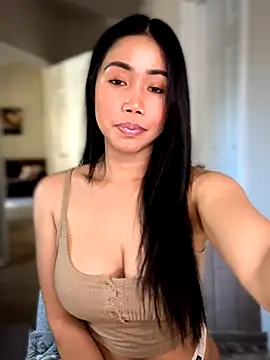 Snapshot of JazzieXo chatting on November 6, 9:05 pm JazzieXo online show from November 6, 9:05 pm