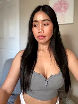 Snapshot of JazzieXo chatting on November 7, 8:09 pm JazzieXo online show from November 7, 8:09 pm