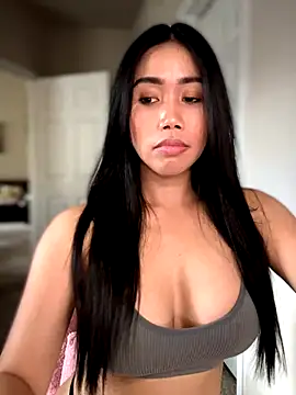 Snapshot of JazzieXo chatting on November 19, 8:20 pm JazzieXo online show from November 19, 8:20 pm