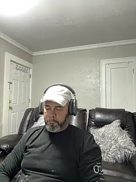 Snapshot of Cristian-Brayan chatting on September 15, 12:16 pm Cristian-Brayan online show from September 15, 12:16 pm