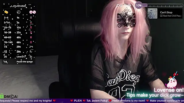 strawberry muffin online show from February 7, 5:40 pm