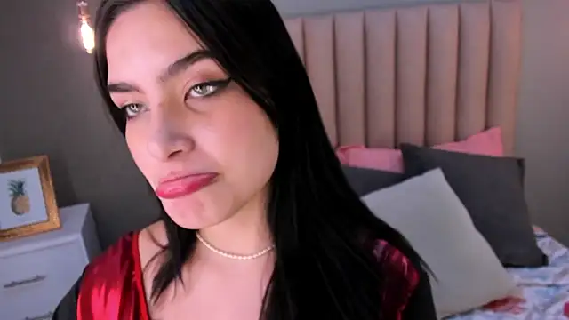 Alexa Thaylor  online show from February 1, 5:47 pm